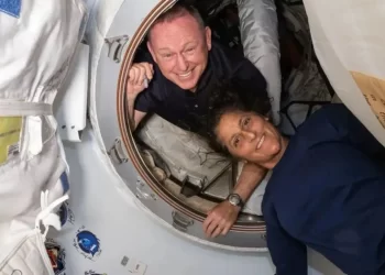 Astronauts Butch and Suni Return to Earth After Unexpected Nine-Month Mission